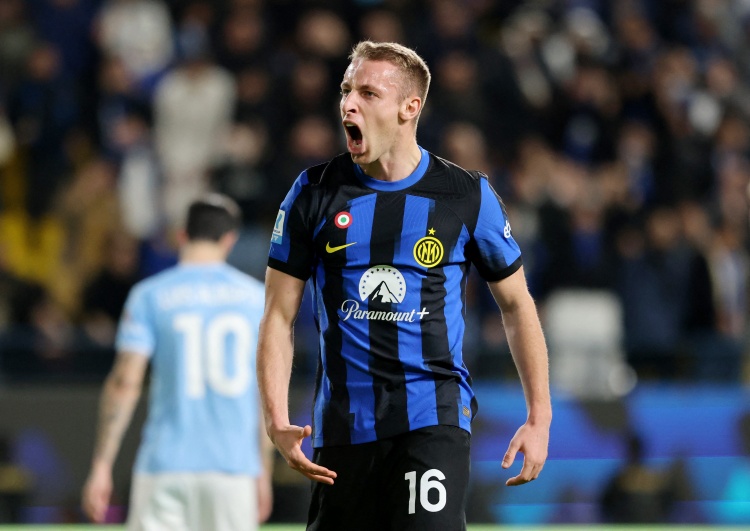 乌加特：乌拉圭球员有一个信条，披上国家队战袍就一定会拼尽全力