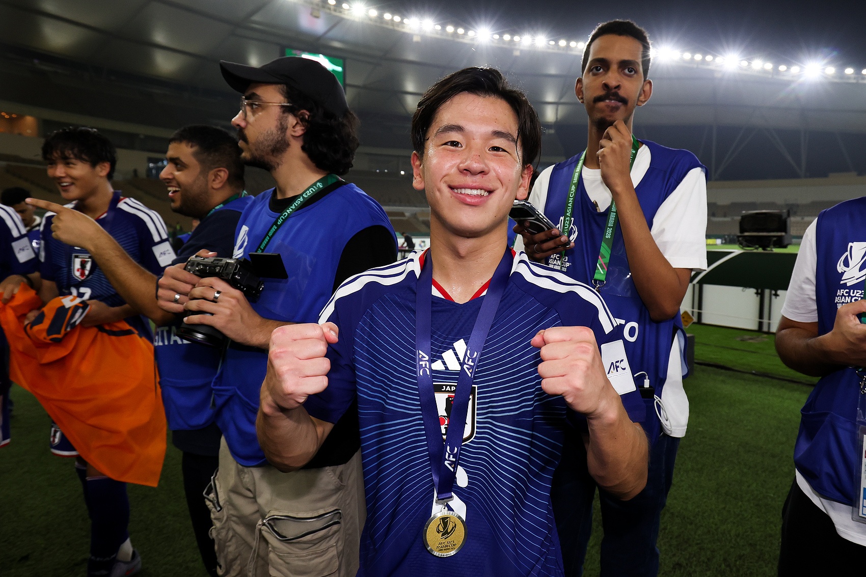 朱芳雨：不能要求杨瀚森首年满足所有期待 姚易新秀赛季也有波动